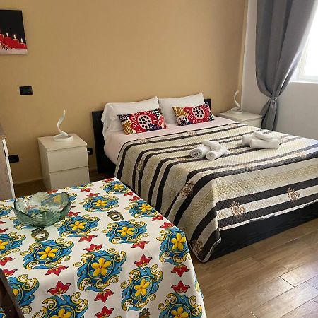 מלון פלרמו Rent House A Casa Mia מראה חיצוני תמונה